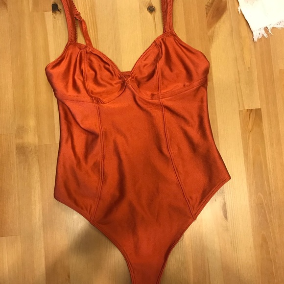 Super Cute Orange Bodysuit - Picture 1 of 4